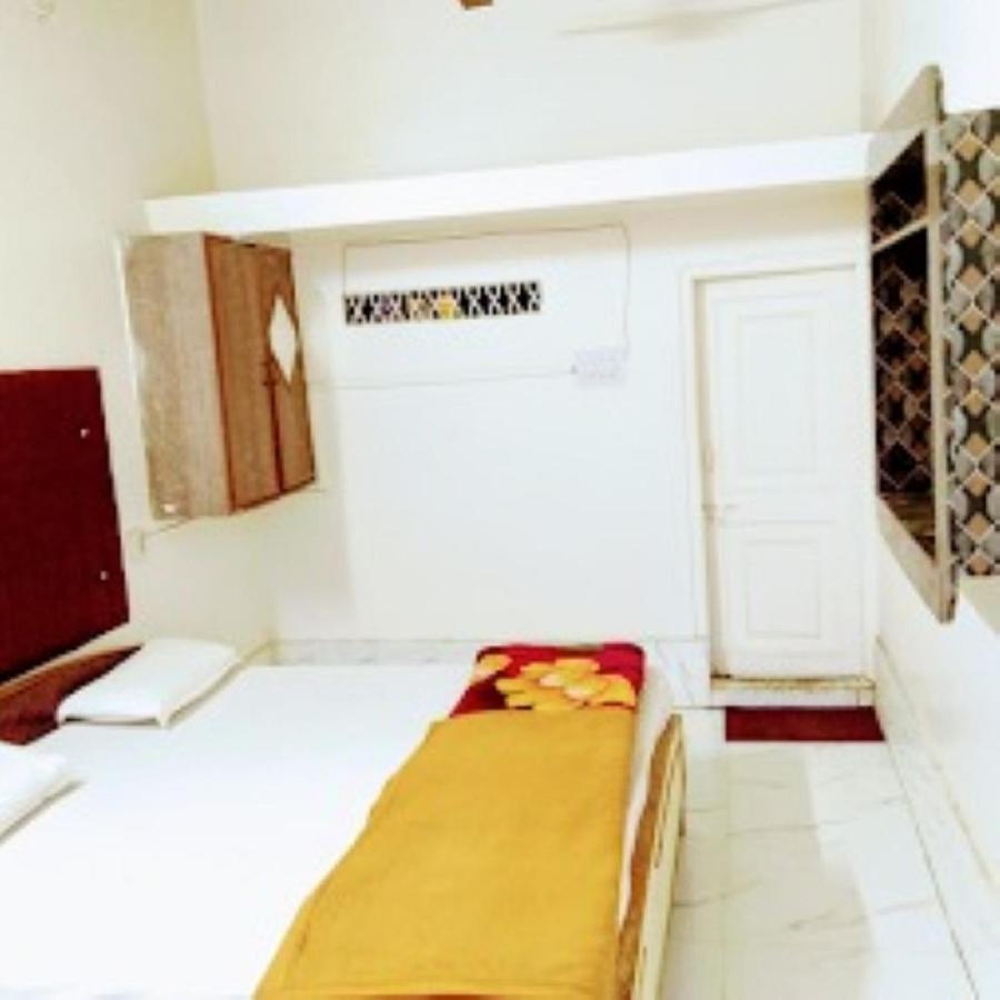 Shivam Hotel, Pāli Εξωτερικό φωτογραφία